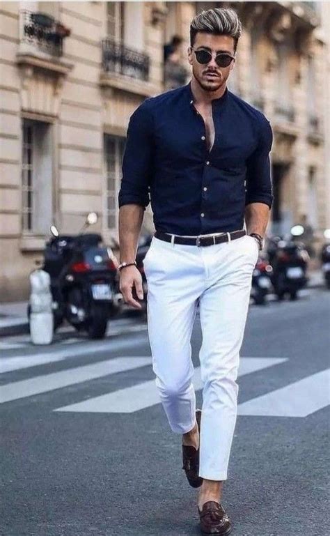 men navy blue pants outfit.